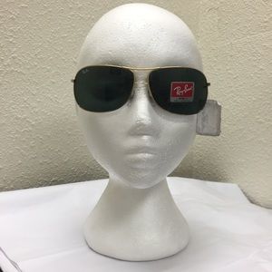 RAY-BAN AVIATOR SUNGLASSES